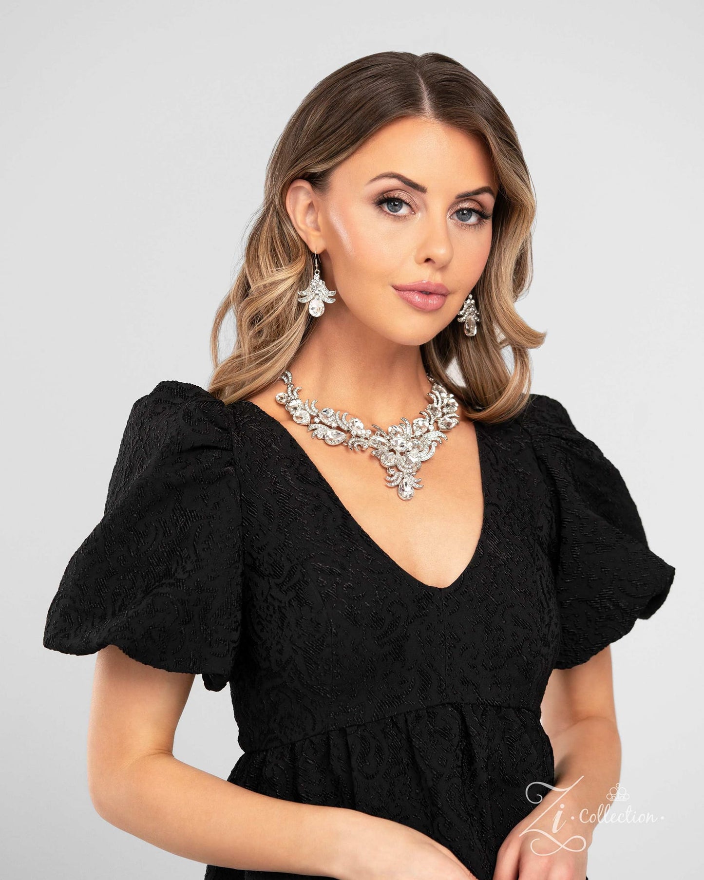 The Gesphania, Zi Collection