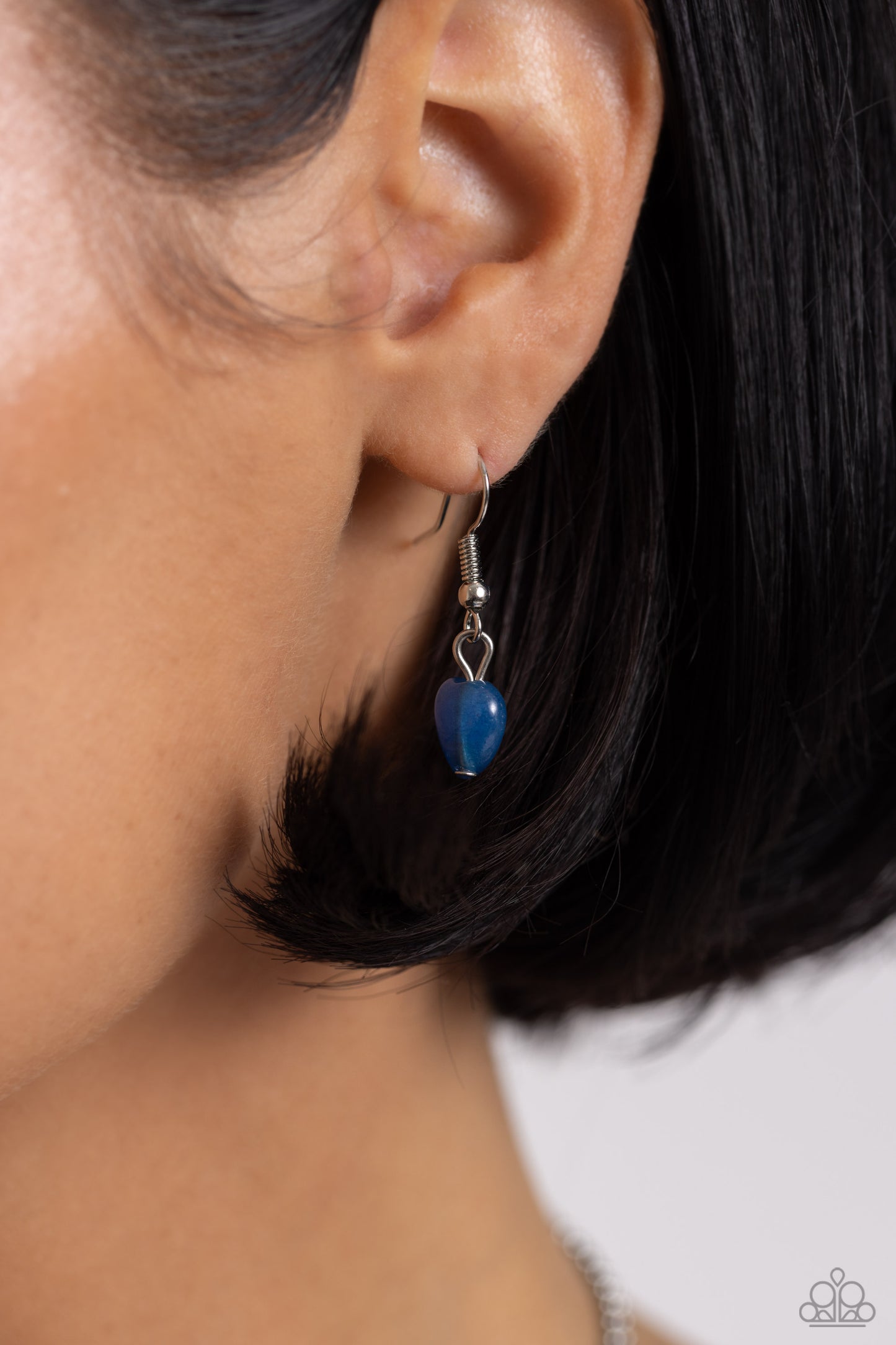 My HEARTBEAT Will Go On - Blue Stone Heart Silver Short Necklace