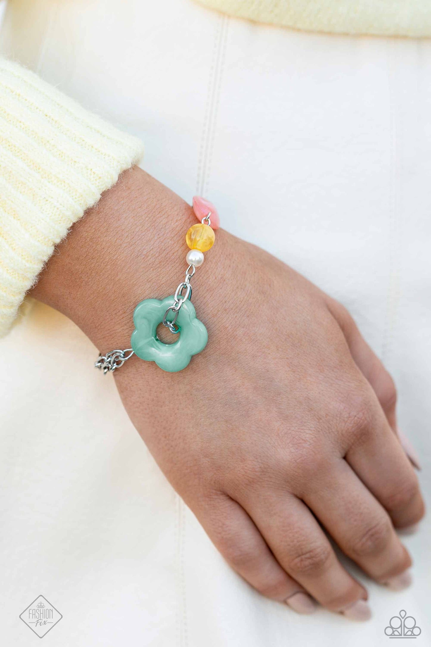 DAISY Afternoon - Multi Color Floral Bead Silver Clasp Bracelet - Fashion Fix