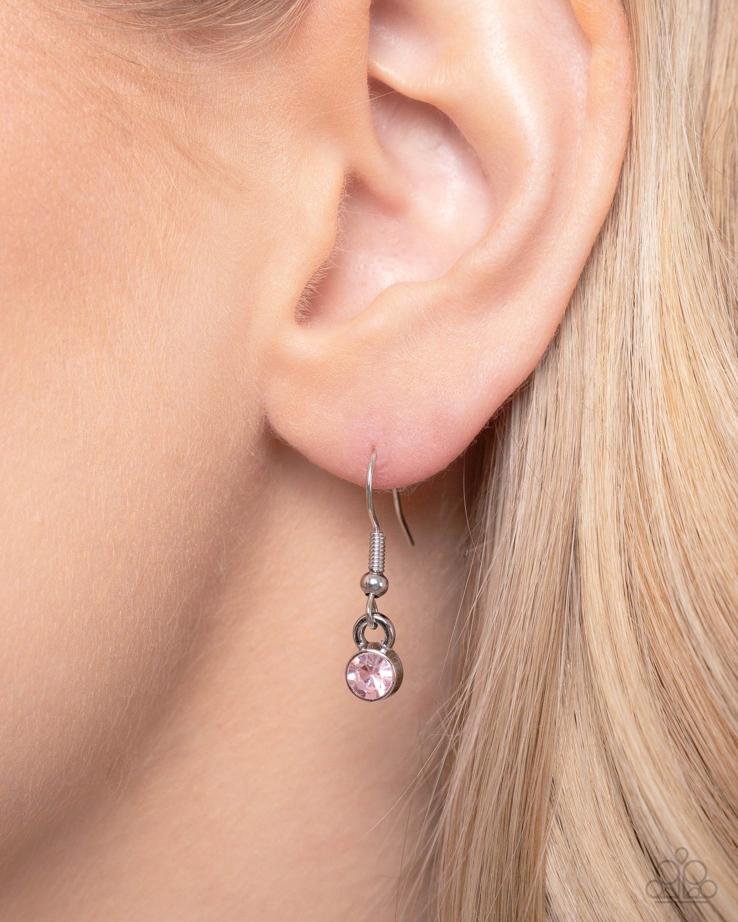 Genteel Gallery - Pink Gem Silver Short Necklace