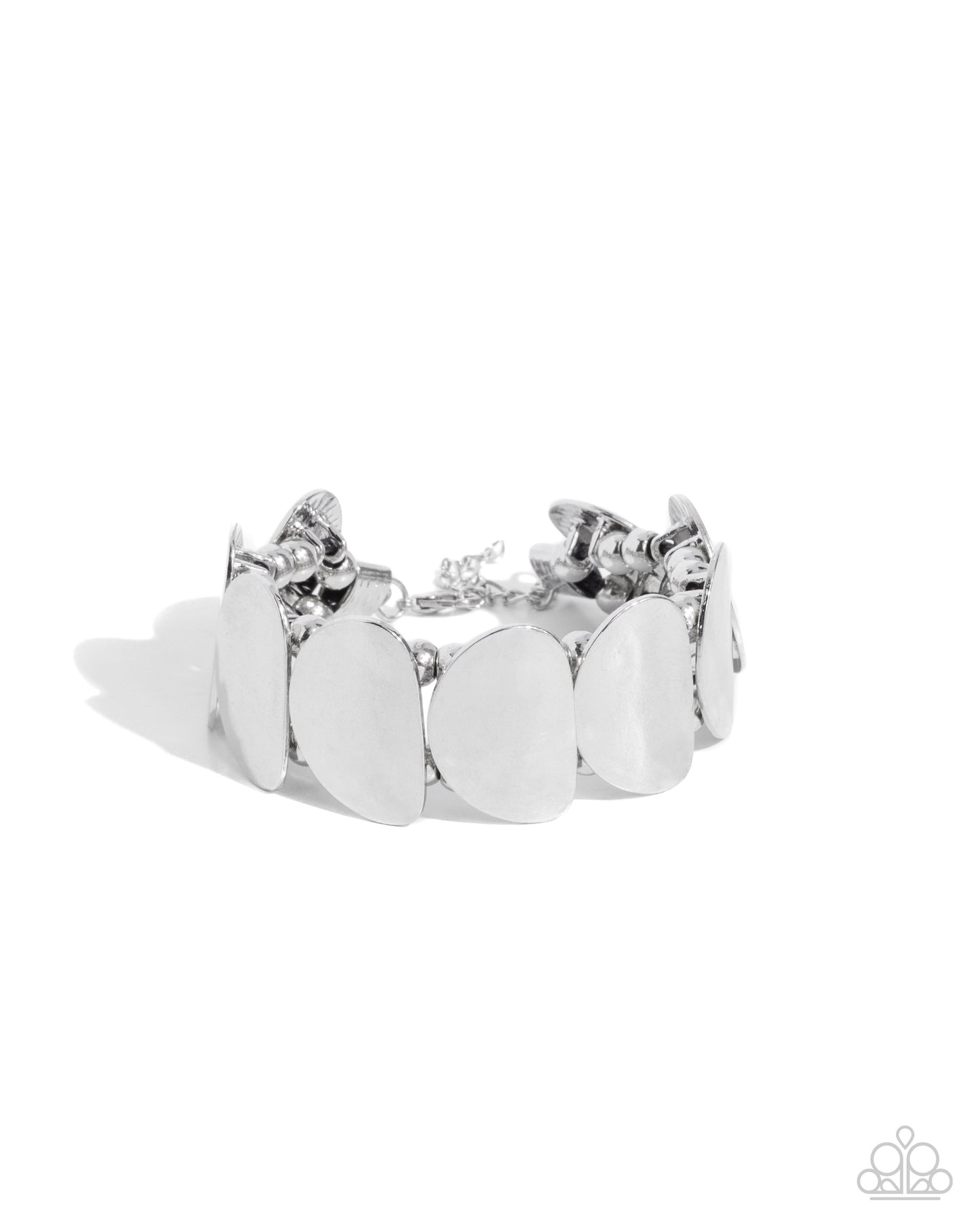 Dauntless Delight - Silver Metal Clasp Bracelet