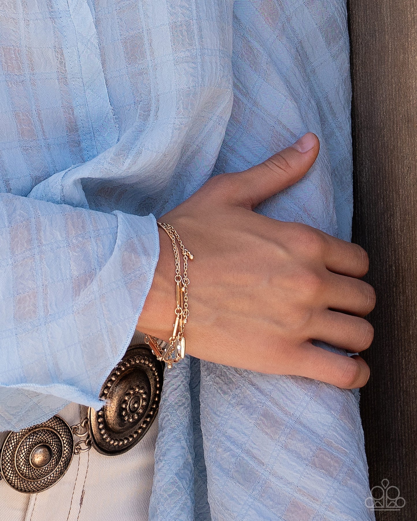 Radiant Recognition - Gold Clasp Bracelet
