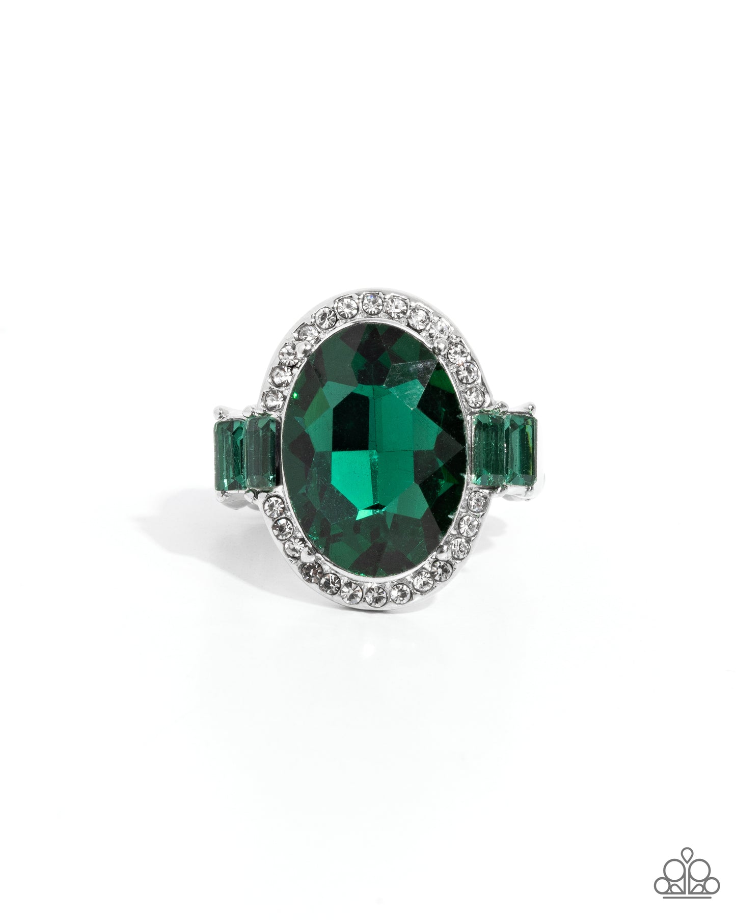 Stubborn Shimmer - Green Gem Silver Oval Ring