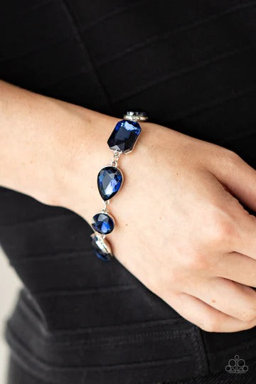 Cosmic Treasure Chest - Blue Gem Silver Clasp Bracelet