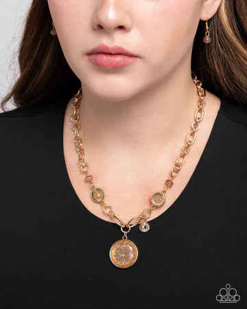 FLECKS Big Thing - Brown Disc Gold Short Necklace