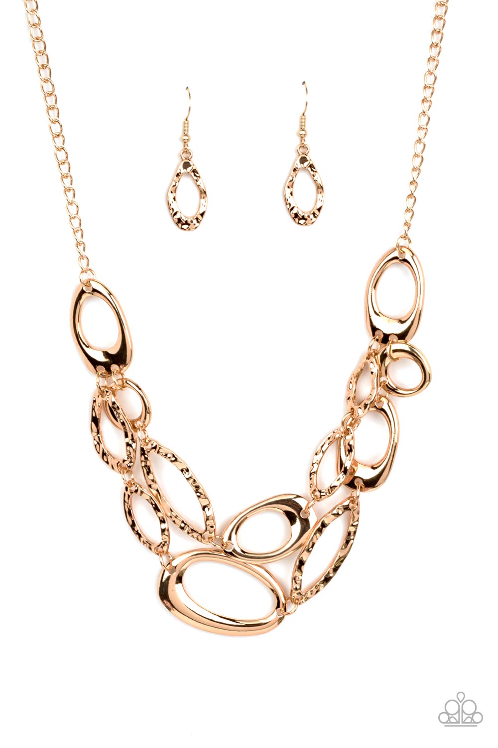Game OVAL - Gold Link Short Necklace