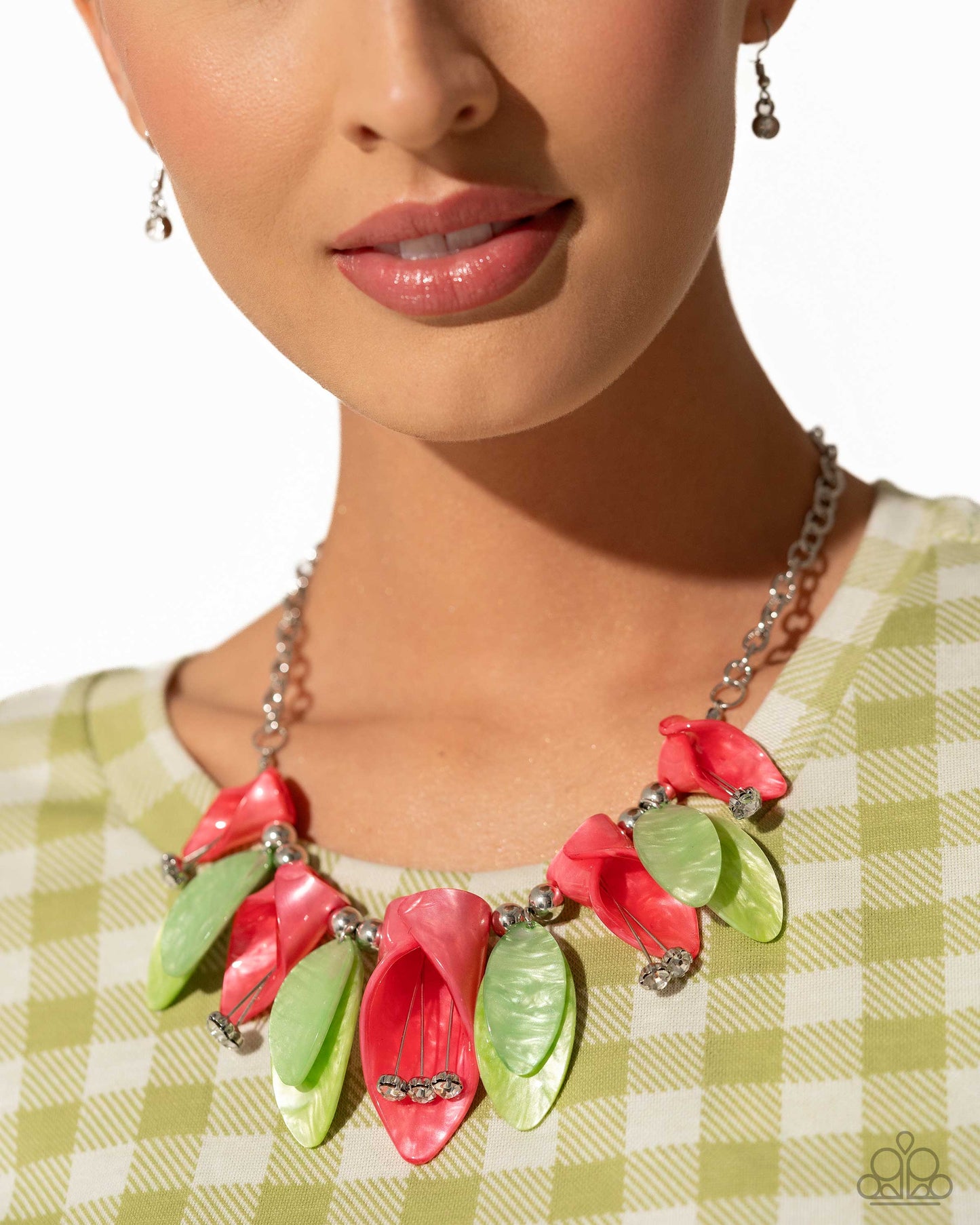 Garden Gaze - Multi Green and Coral Orange Acryulic Flower Silver Short Necklace - Life of the Party