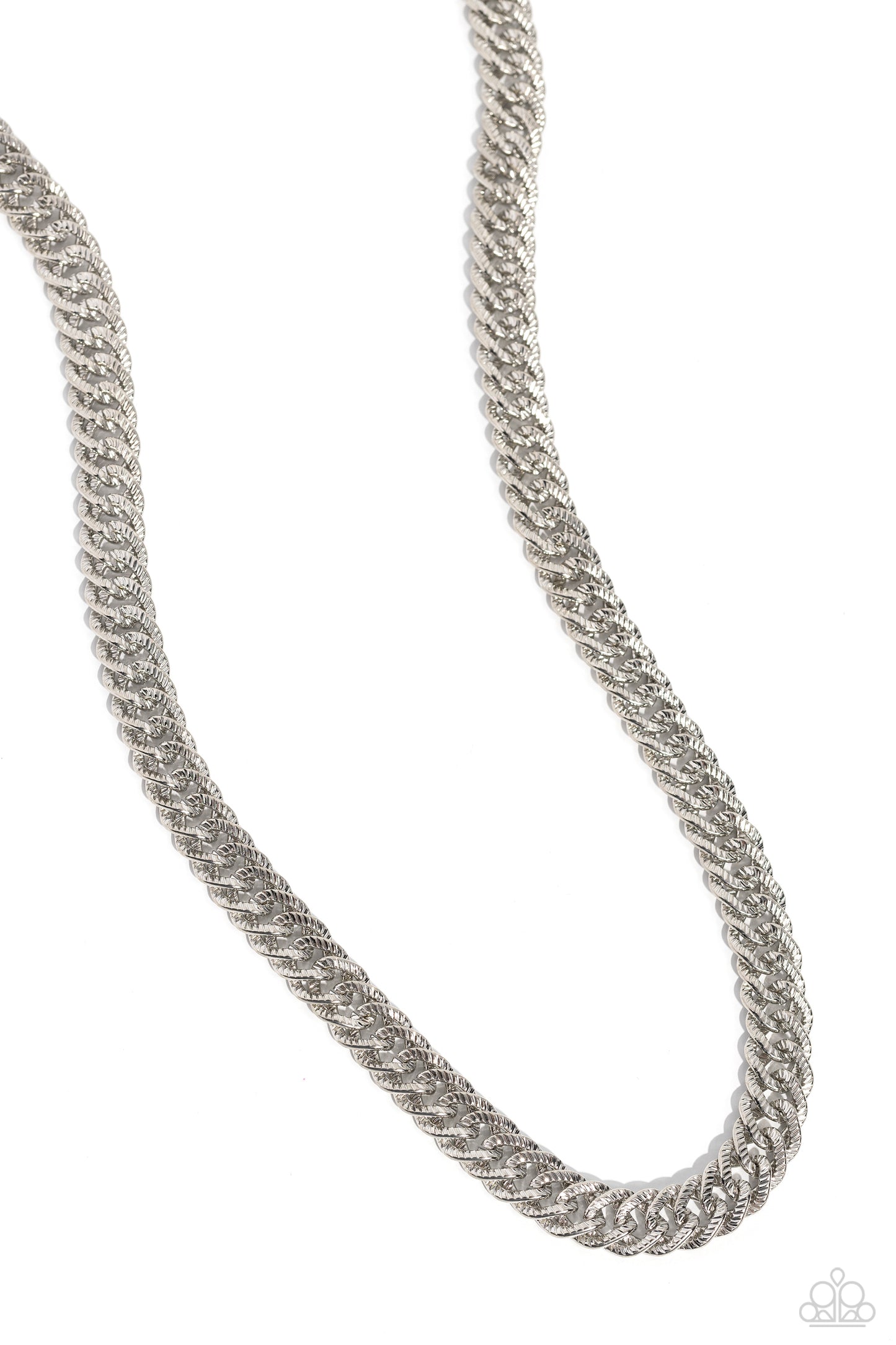 In The END ZONE - Silver Link Urban Necklace