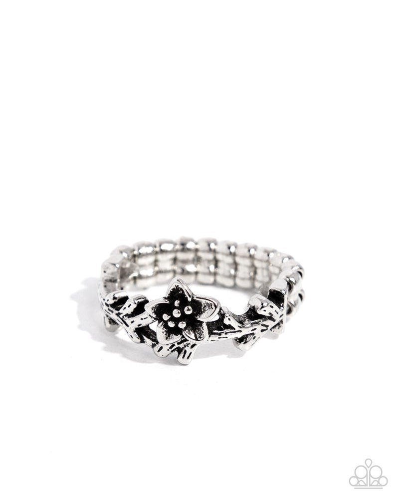 Kind Gesture - Silver Flower Ring