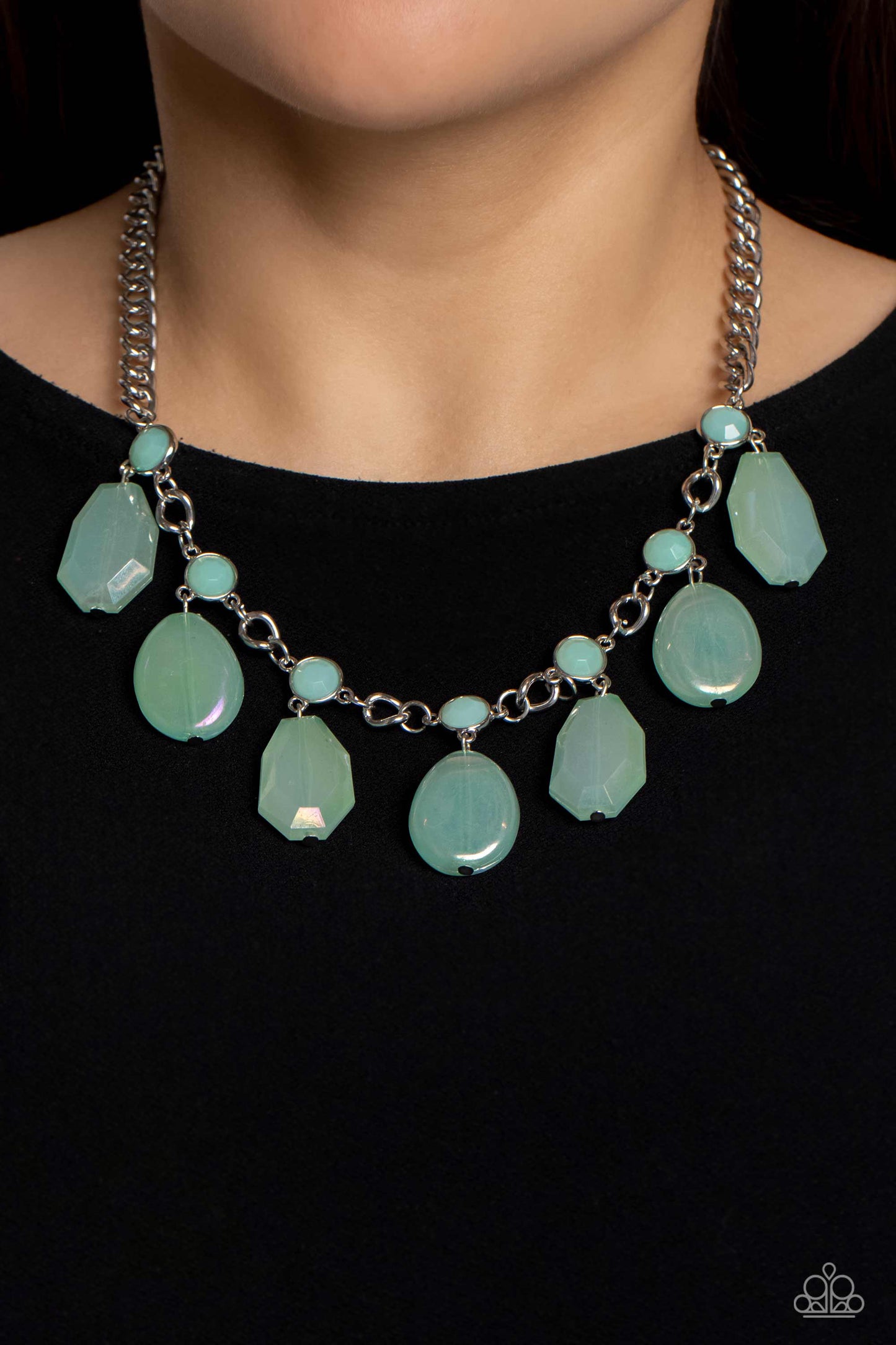Maldives Mural - Green Iridescent Bead Silver Short Necklaces