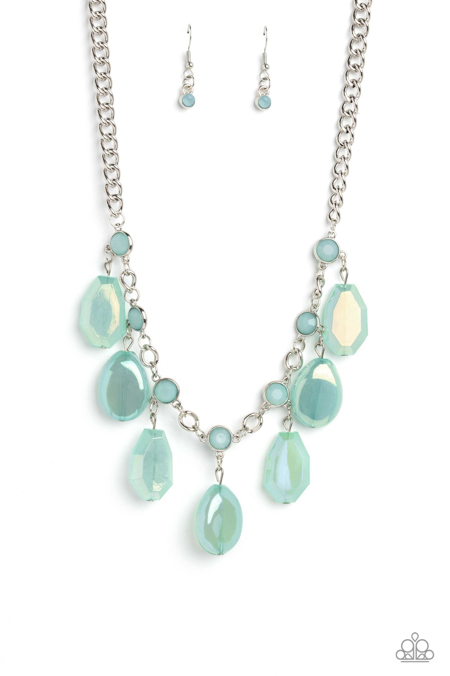 Maldives Mural - Green Iridescent Bead Silver Short Necklaces