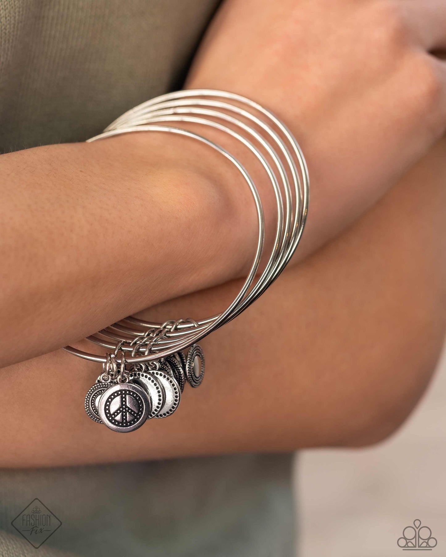 My Interest is Piqued - Silver Bangle Bracelet Set - Fashion Fix