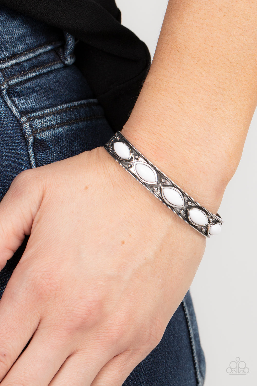 Out in the Boonies - Vine-Like Filagree White Acrylic Beads Silver Cuff Bracelet