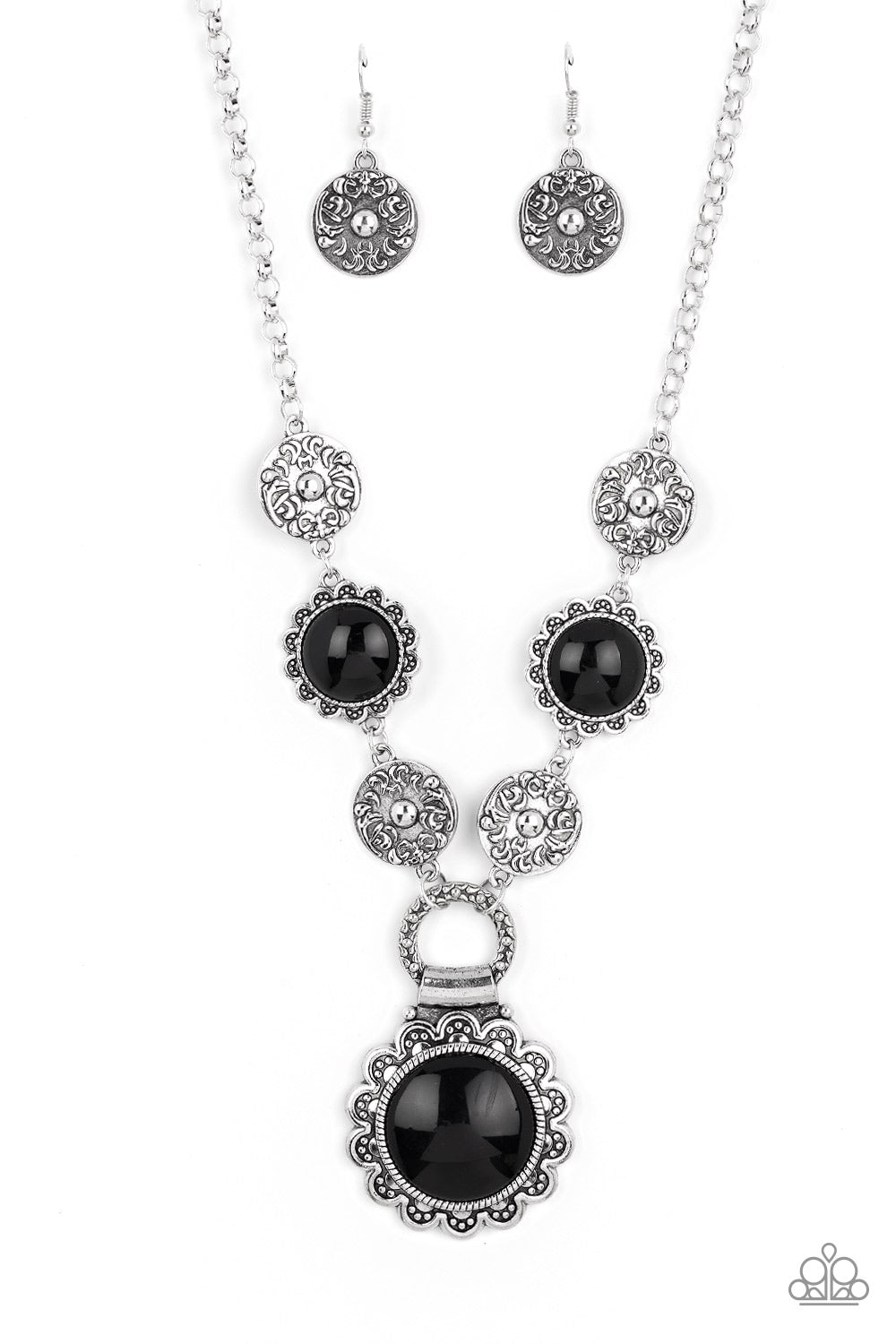 Poppy Persuasion - Black Bead Silver Floral Short Neckace
