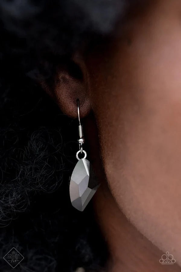 Raw Rapture - Silver Gem Short Necklace - Fashion Fix