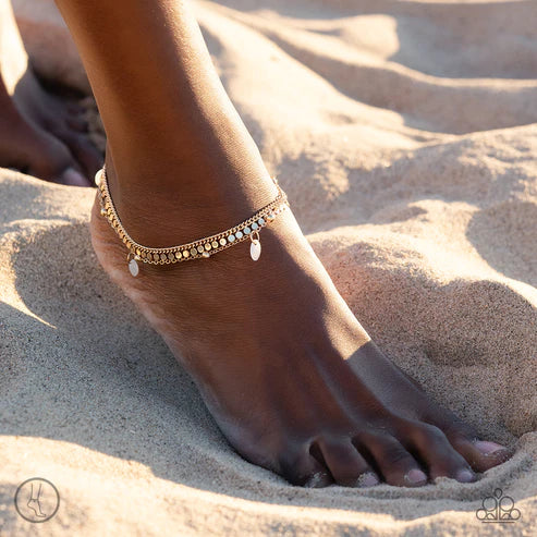 Surf City - White Shell Gold Anklet