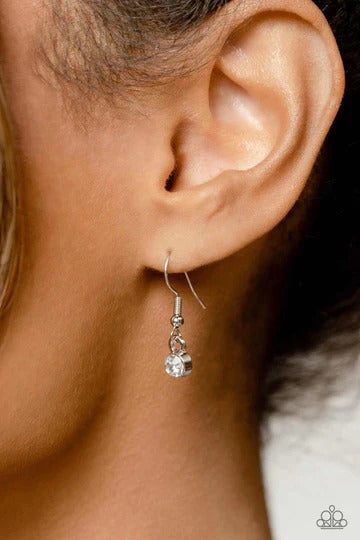 TWINKLE of an Eye - White Rhinestone Gem Silver Short Necklace - EMP 2023