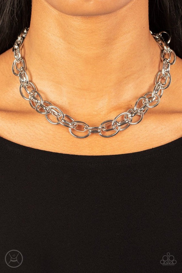 Tough Crowd - Silver Oversized Chain Choker Necklace