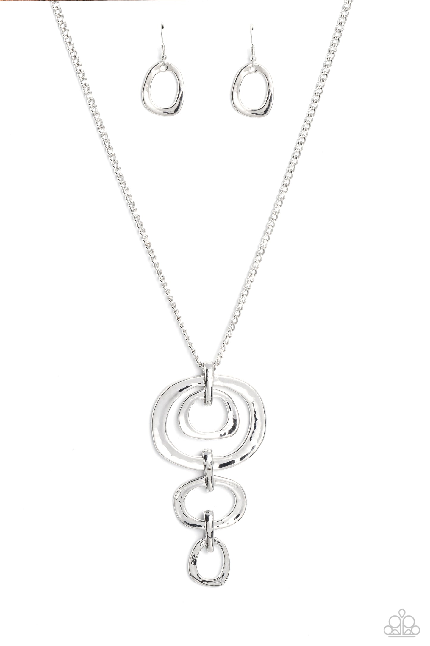 Tranquil Trickle - Silver Abstract Rings Pendant Long Necklace