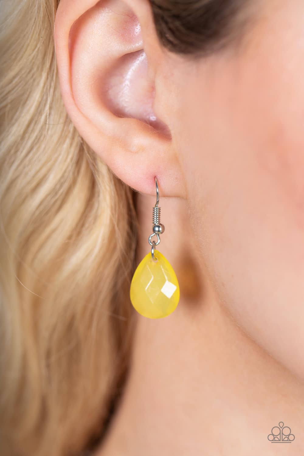 Whimsical Wishes - Yellow Bead Long Silver Necklace