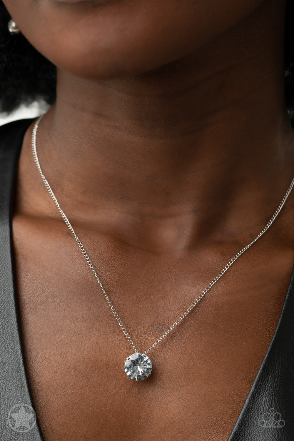 What A Gem - White Rhinestone Short Pendant Necklace - Blockbuster