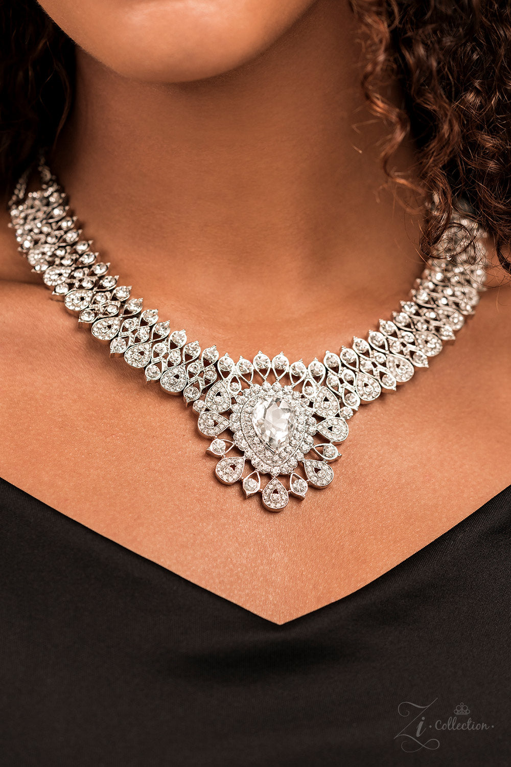 Exquisite, Zi Collection