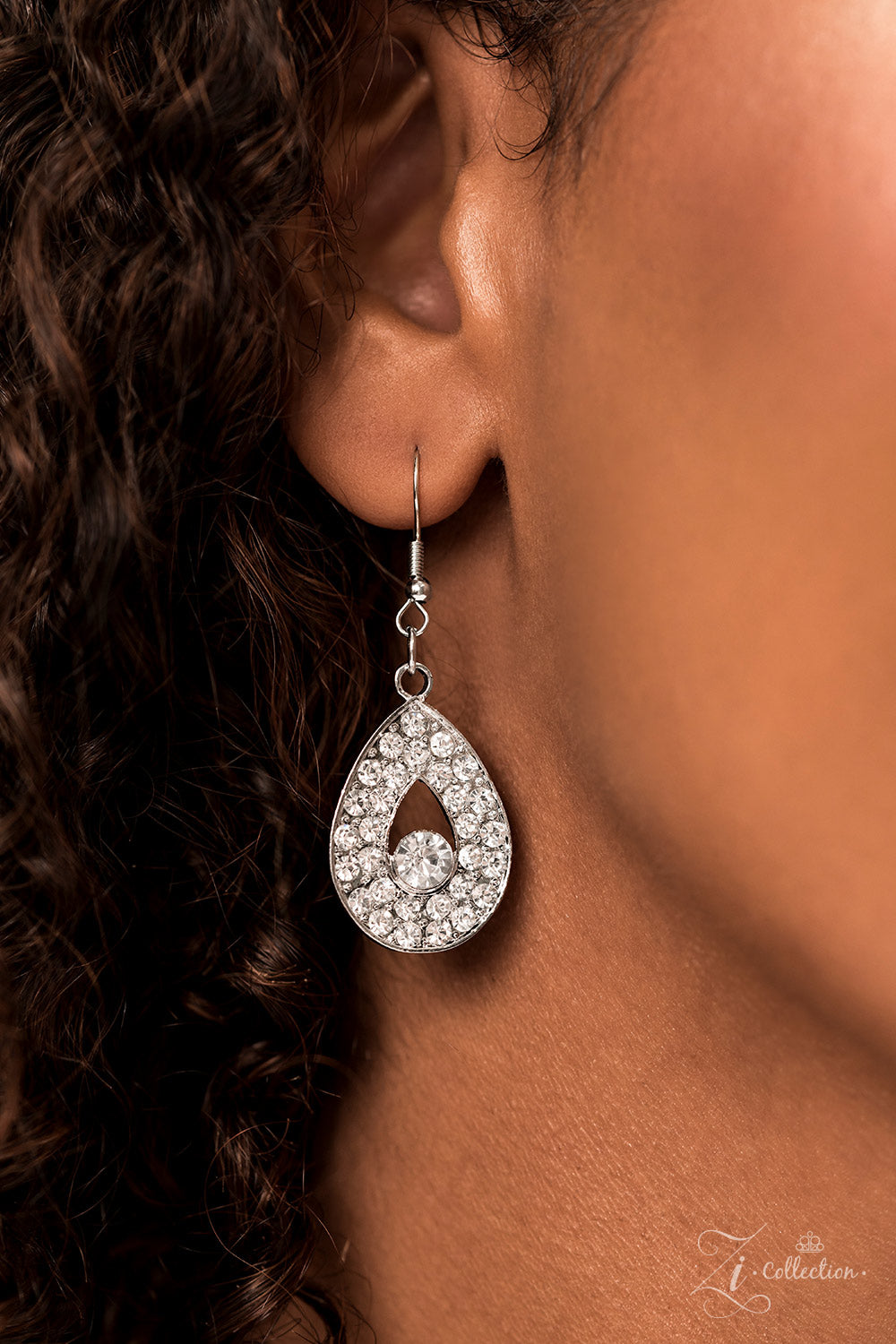 Exquisite, Zi Collection