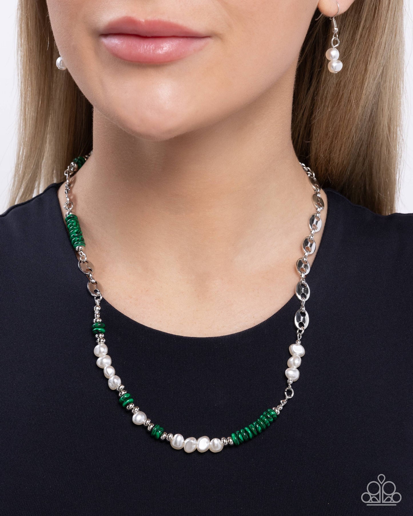 Wholesome Wanderlust - Green Bead White Pearl Silver Short Necklace