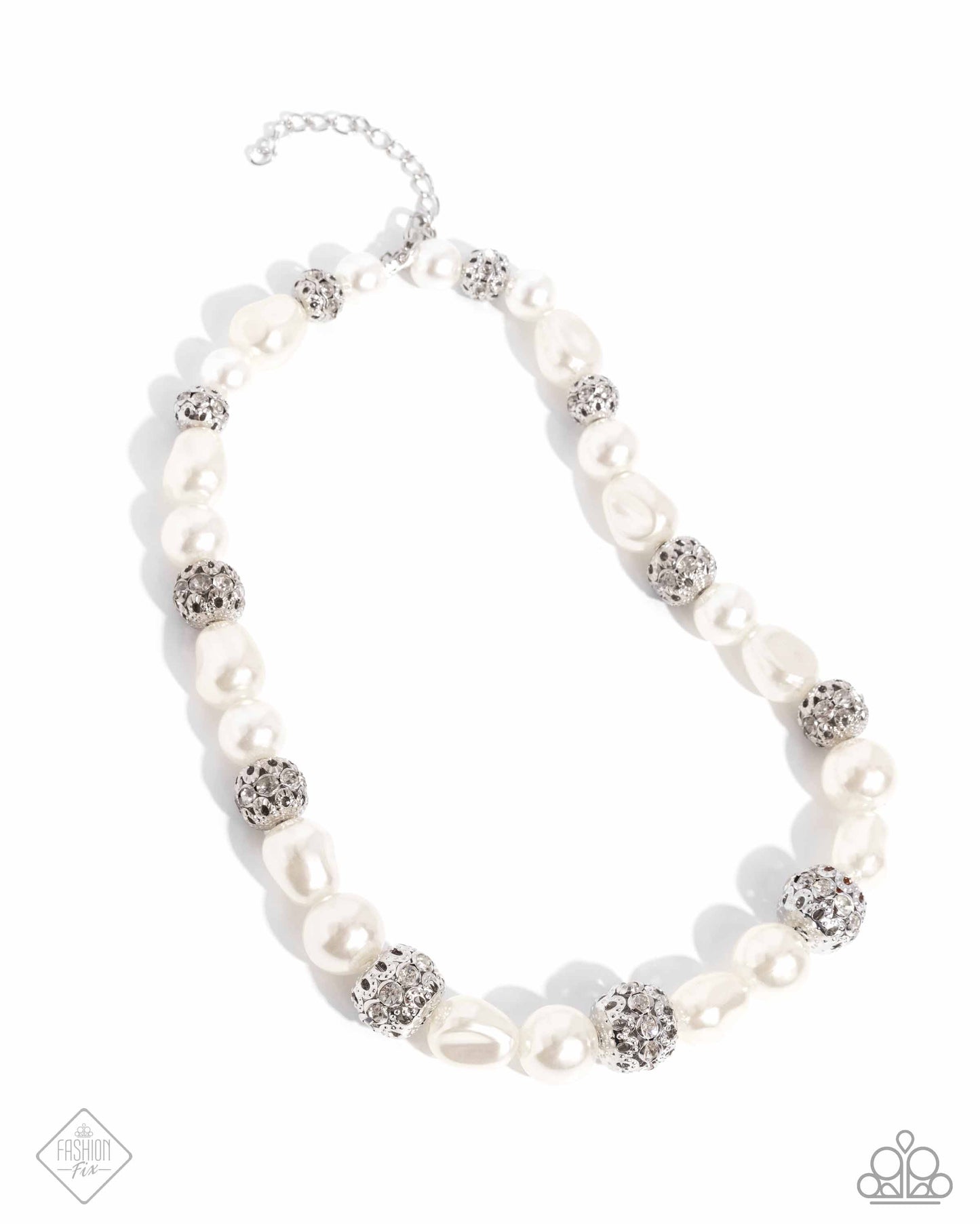 Posh Pattern - White Pearl Rhinestone Silver Short Necklace - Fashion Fix