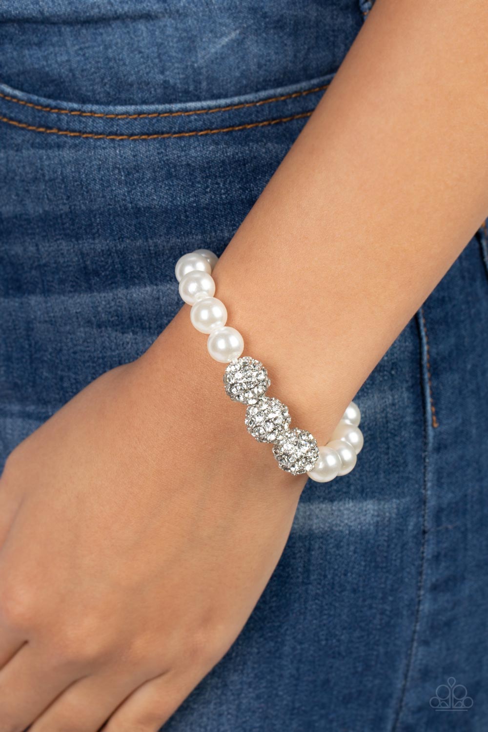 Breathtaking Ball - White Pearl Silver Rhinestone Ball Stretchy Bracelet