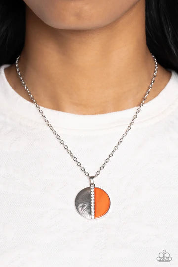 Captivating Contrast - Orange Circle Shell-like Pendant Short Necklace