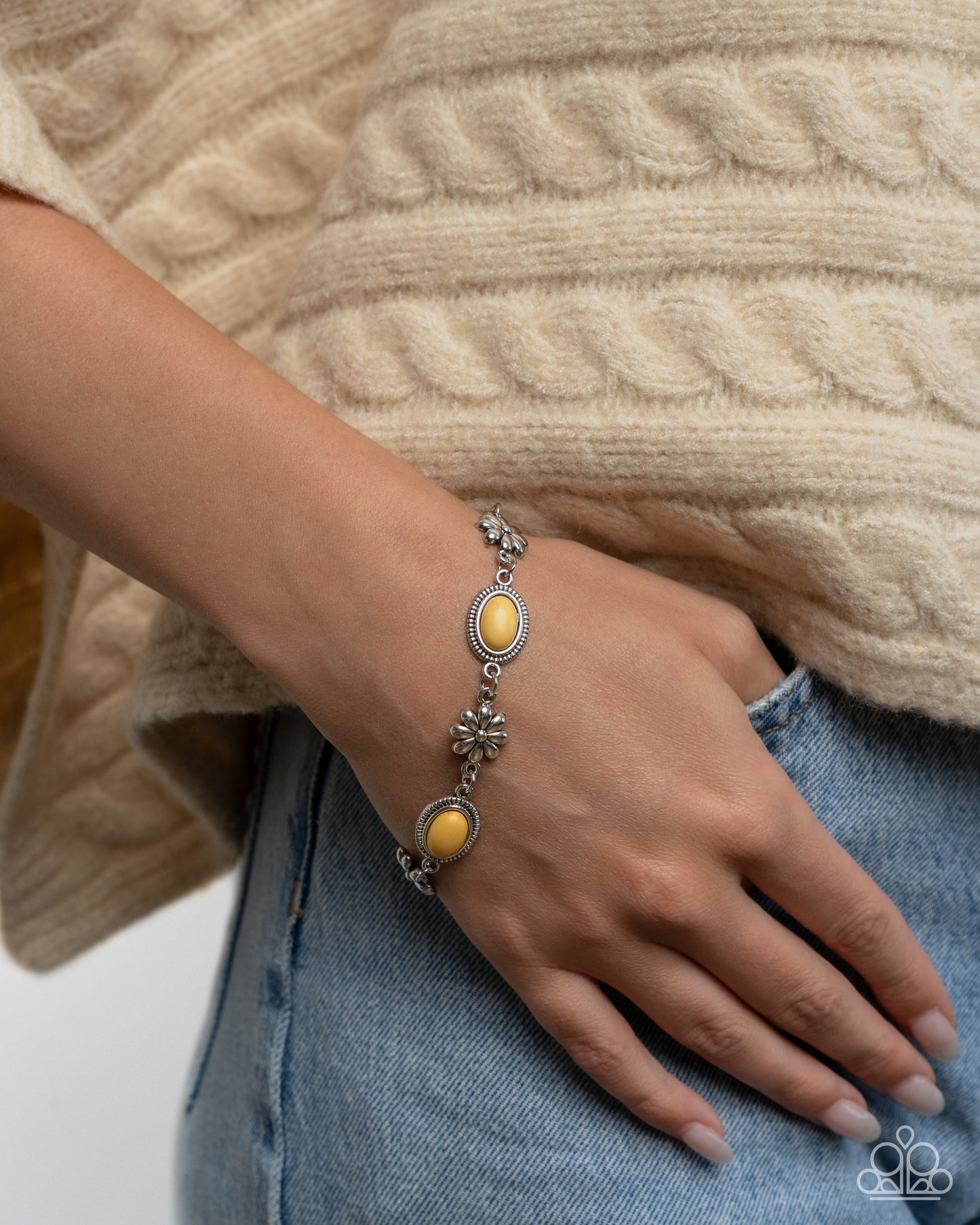 Earthy Estate - Yellow Stone Silver Flower Clasp Bracelet