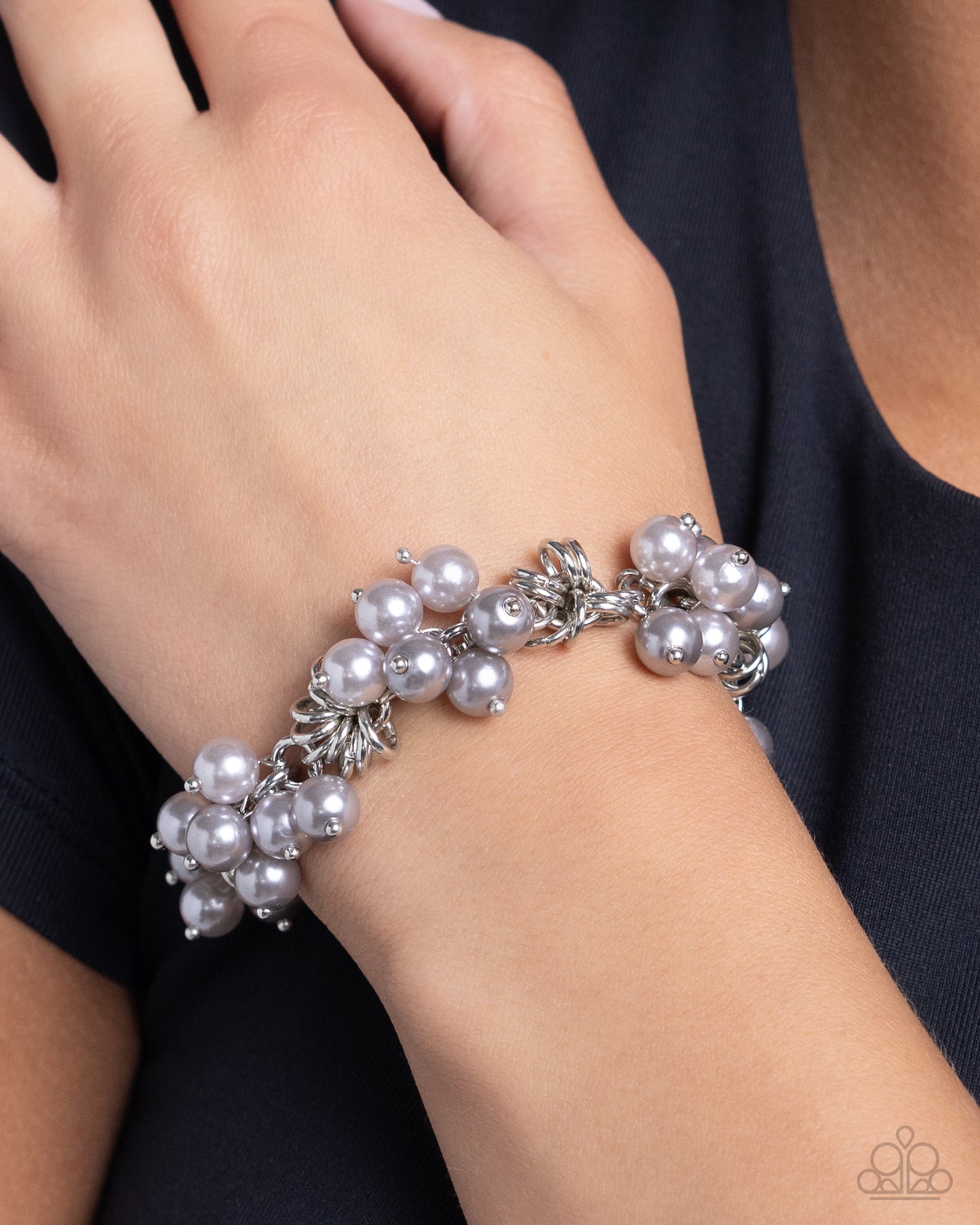 Endless Loop - Silver Pearl Clasp Bracelet