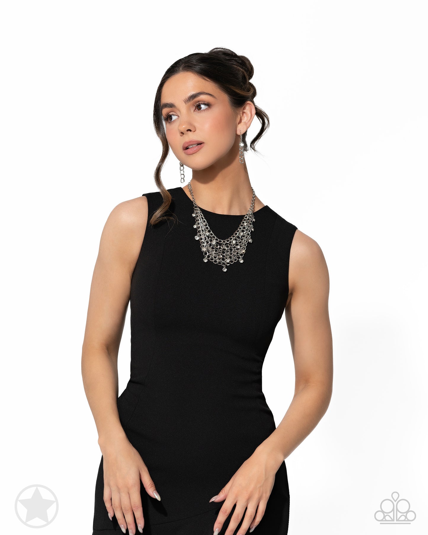 Fishing for Compliments - Silver Mesh Interlocking Chain Layered Short Necklace - Blockbuster