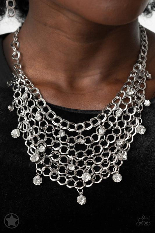 Fishing for Compliments - Silver Mesh Interlocking Chain Layered Short Necklace - Blockbuster