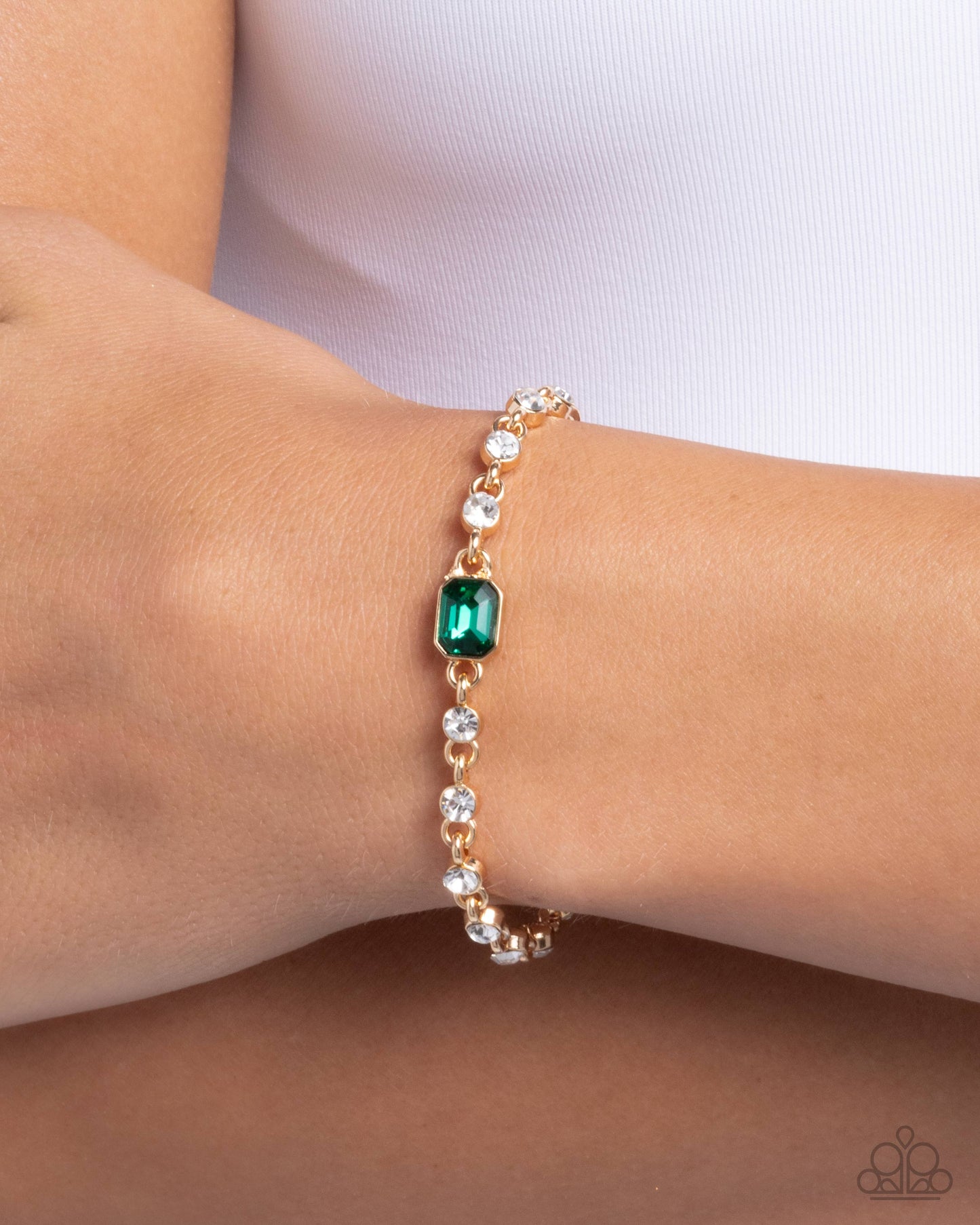 Fitted Fidelity - Green Gem Gold Clasp Bracelet