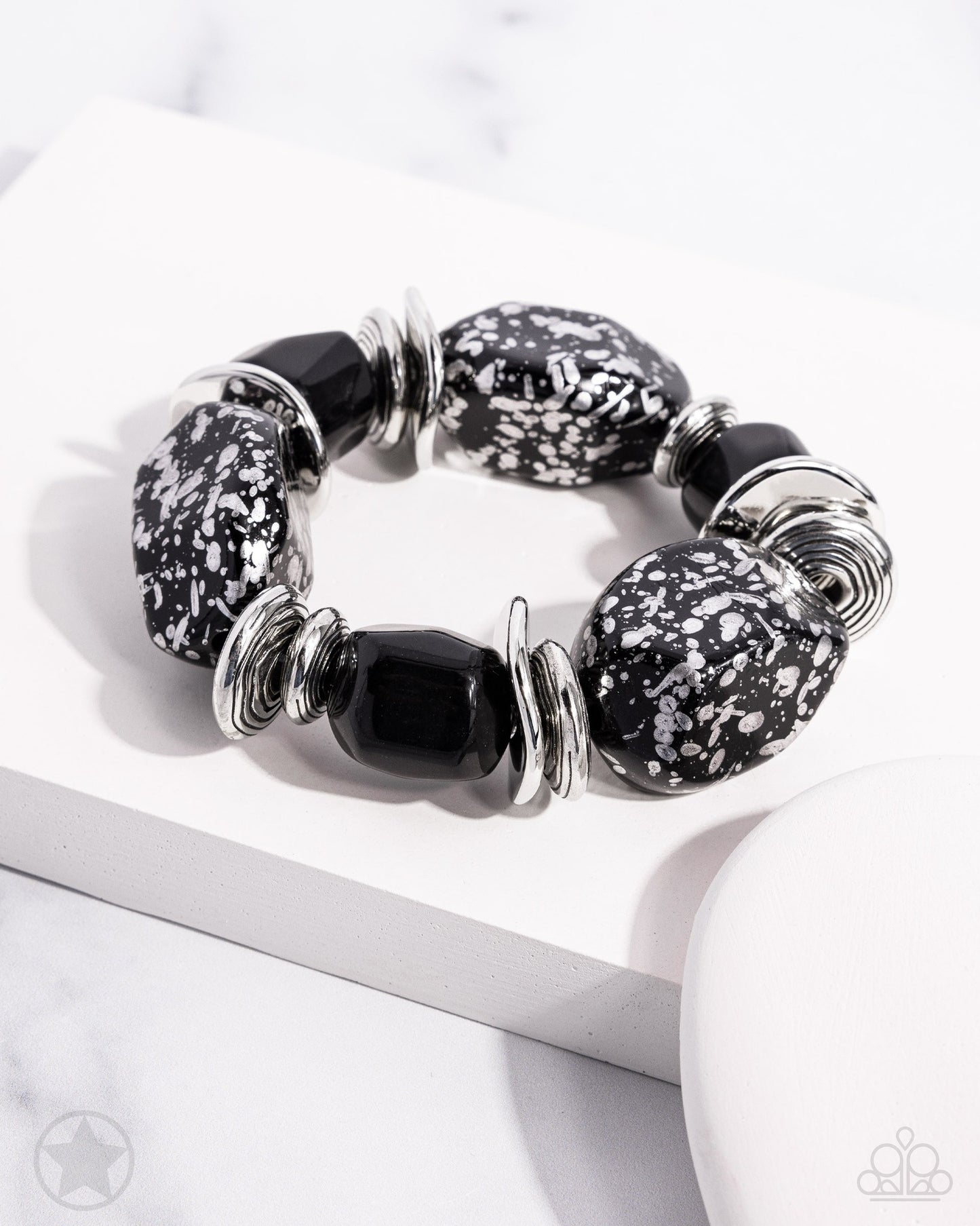 Glaze of Glory - Black Chunky Bead Blockbuster Stretchy Bracelet