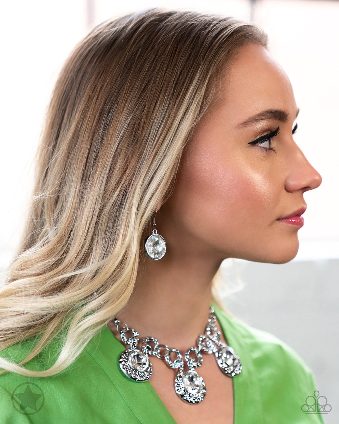 Hypnotized - Silver Large Circle Rhinestone Statement Short Necklace - Blockbuster