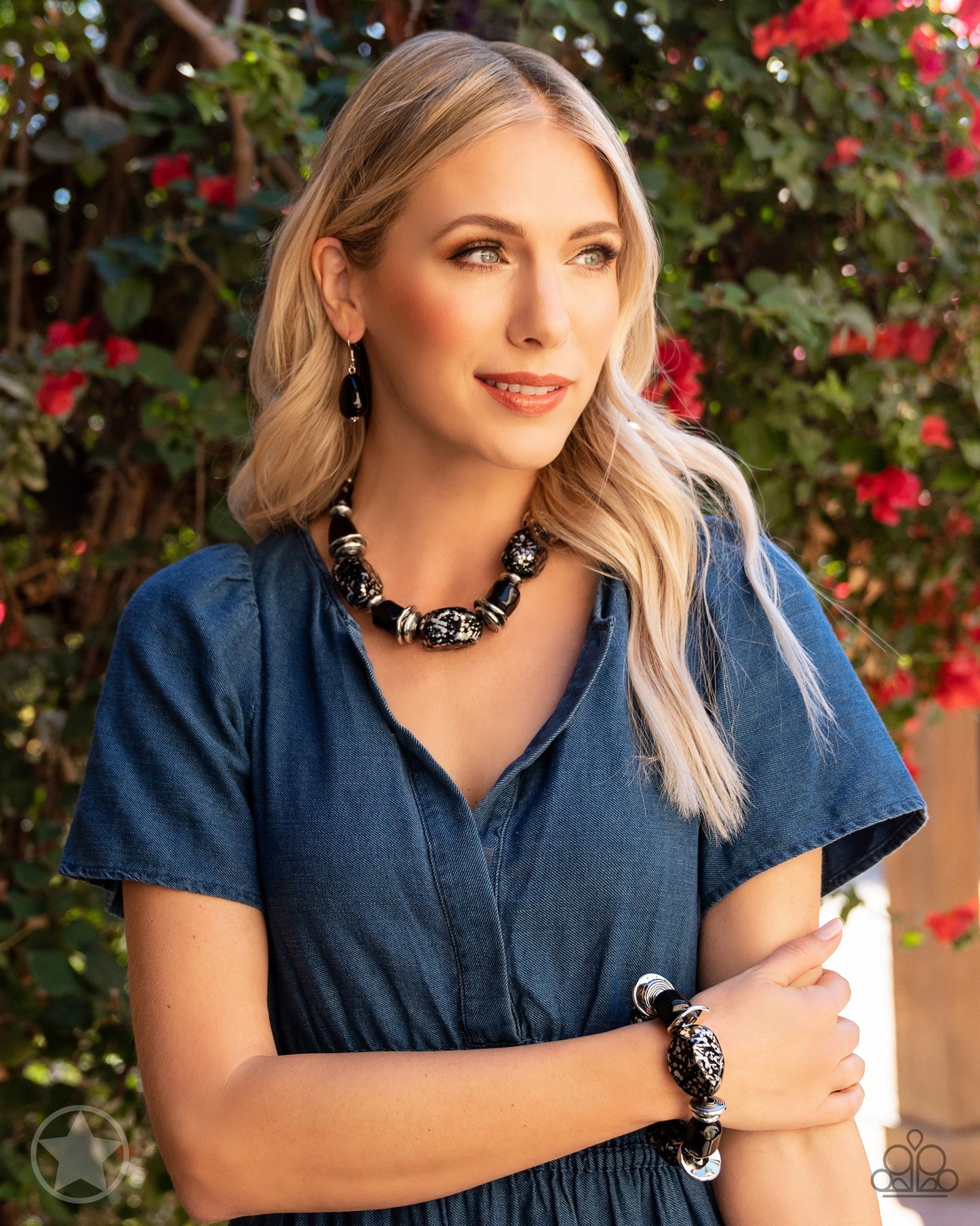 Glaze of Glory - Black Chunky Bead Blockbuster Stretchy Bracelet