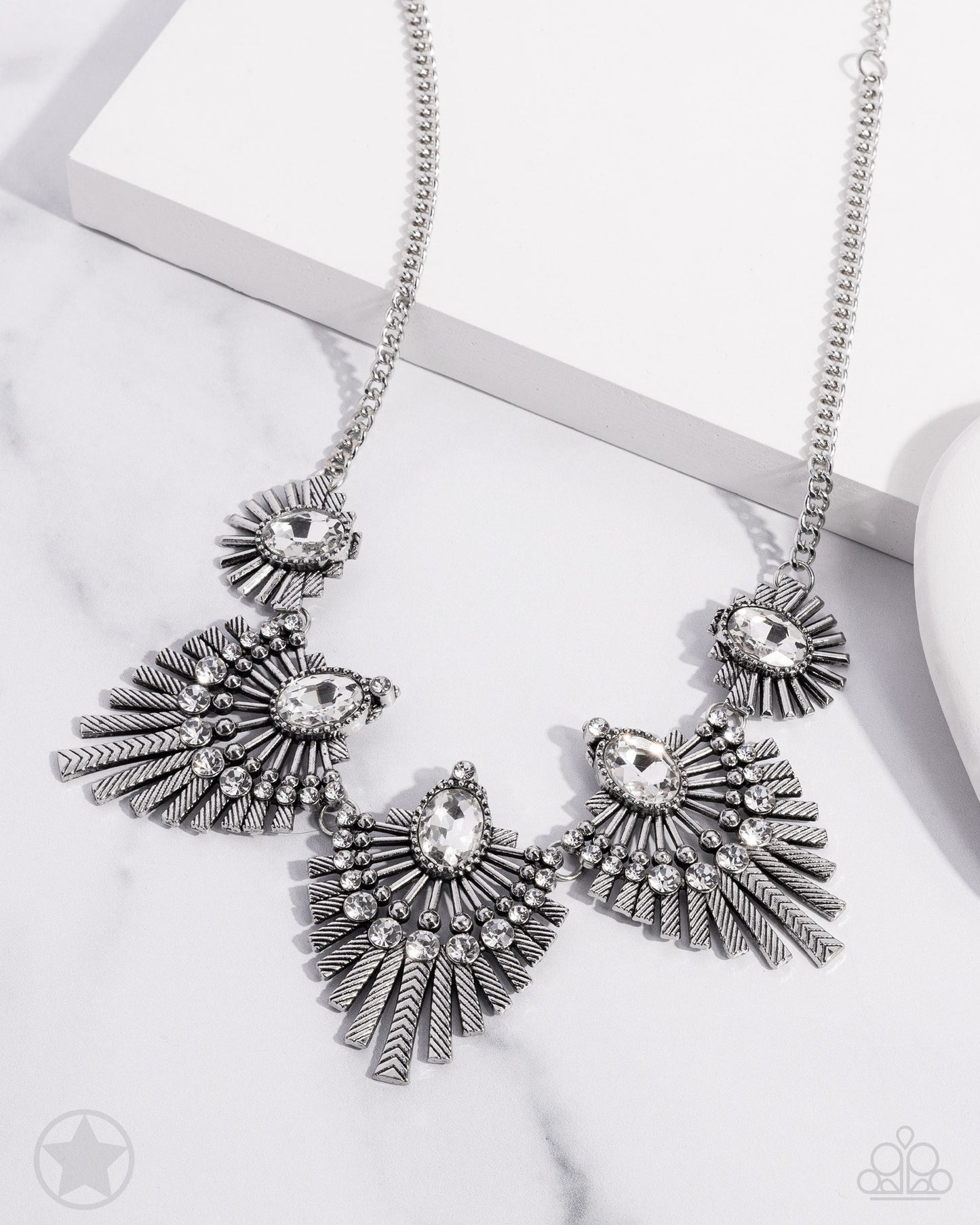 Miss YOU-niverse - Silver Gems Fringe Fanning Frames White Rhinestones Short Necklace - Blockbuster