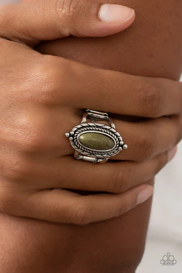 Mojave Metro - Green Crackle Stone Silver Ring