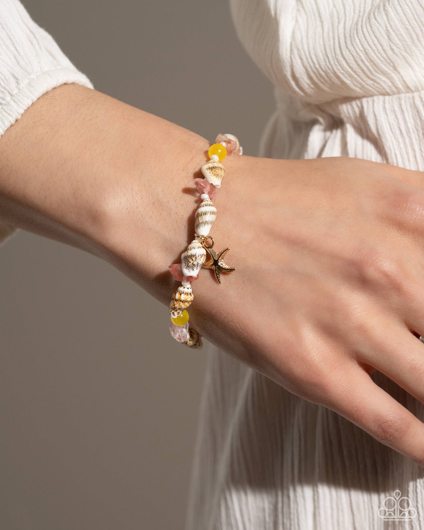 SAND-sational Statement - Multi Yellow Orange Beachy Starfish Gold Clasp Bracelet