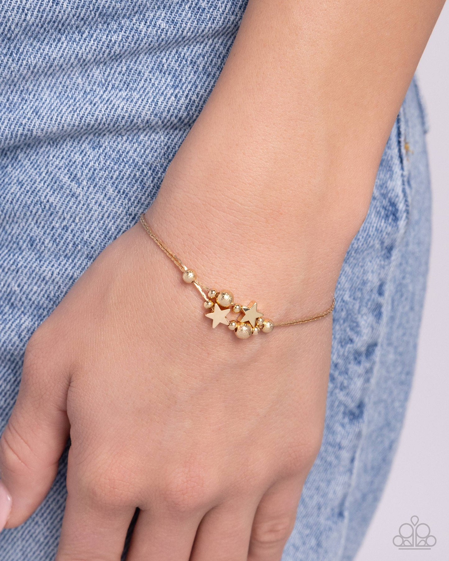 Stellar Specialty - Gold Star Snake Chain Clasp Bracelet