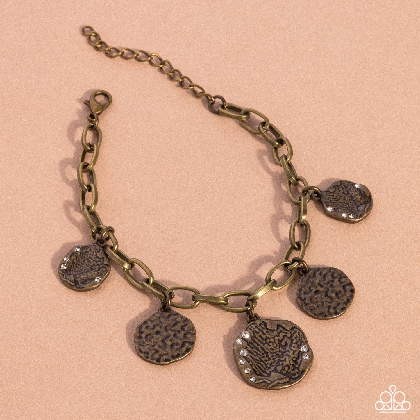 Winking Wild - Brass Disc Clasp Bracelet