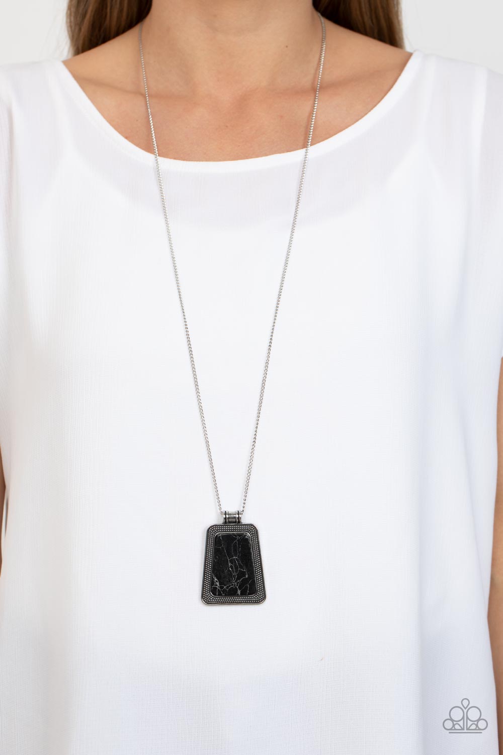 Private Plateau - Black Crackle Stone Silver Pendant Long Necklace