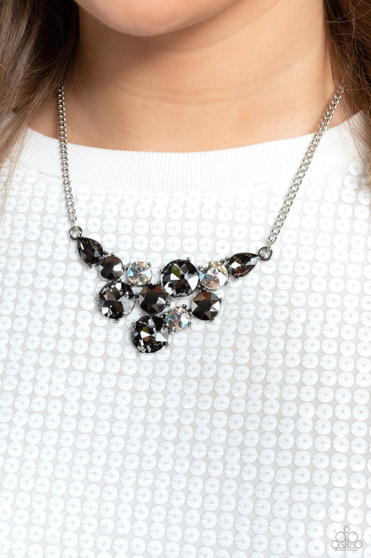 Round Royalty - Silver Gem Short Necklace