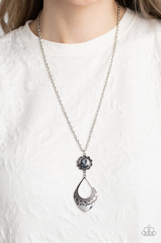 Stone TOLL - Black Crackle Stone Pendant Silver Long Necklace