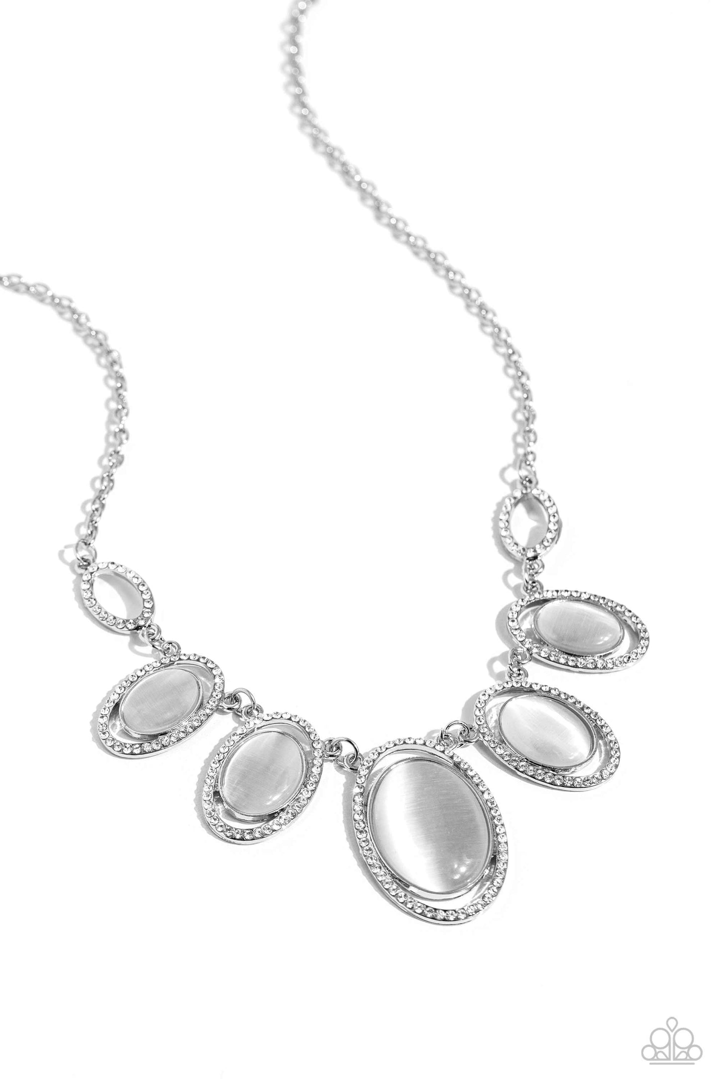 A BEAM Come True - White Cat's Eye White Rhinestone Silver Short Necklace