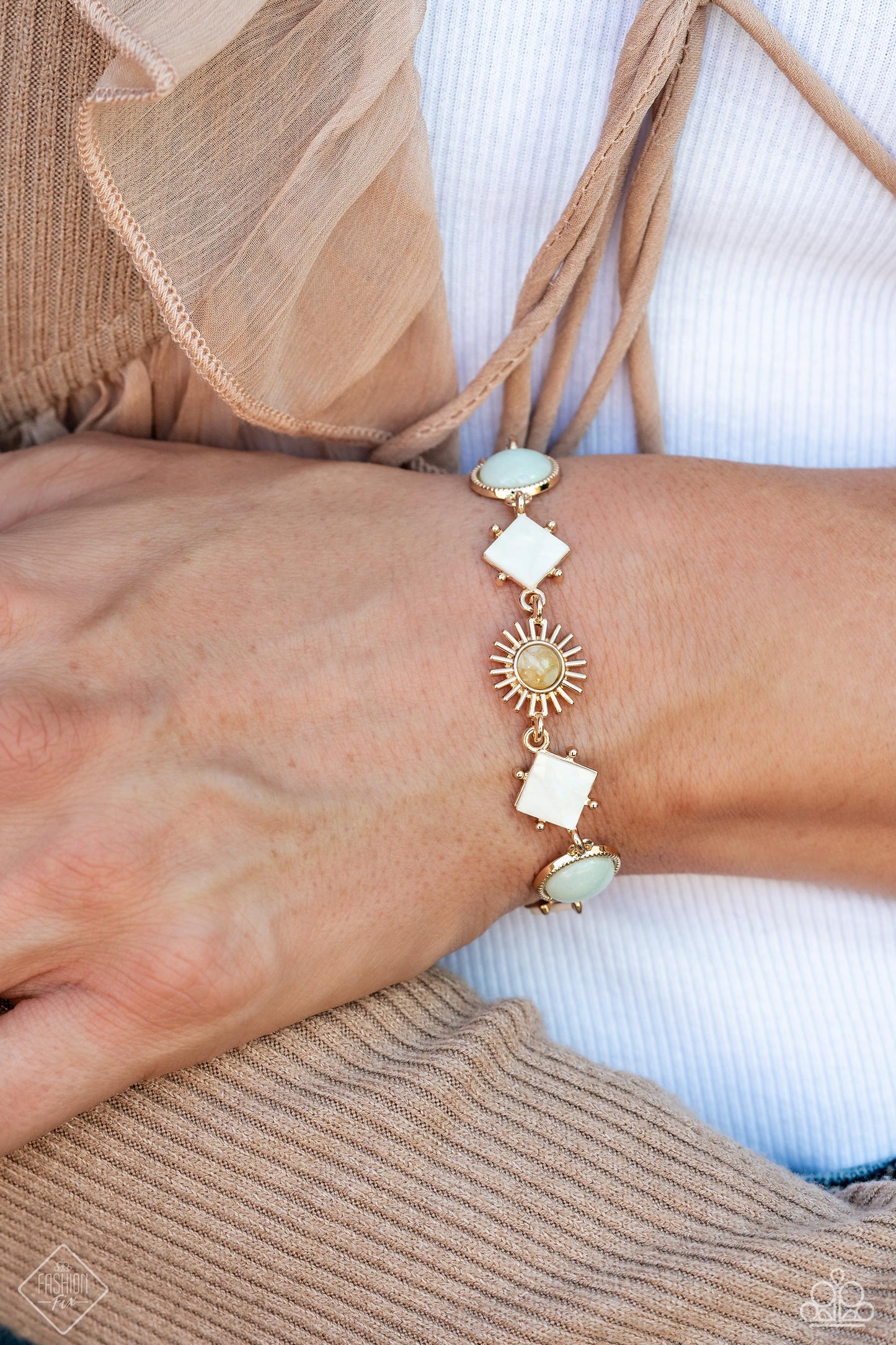 Sunburst Splendor - Gold Frame White Shell Blue Stone Clasp Bracelet - Fashion Fix